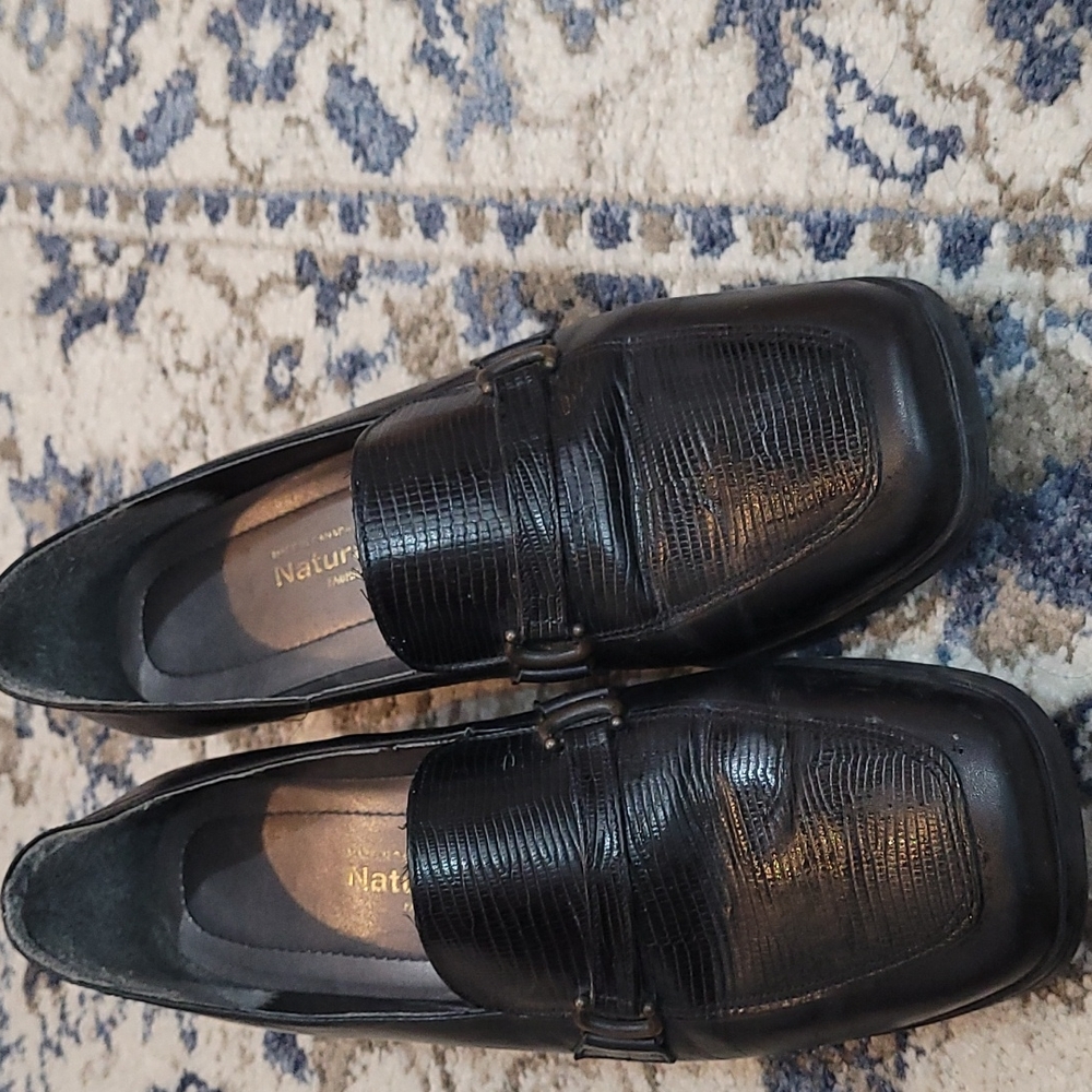 Shoes - Picture 2 of 2